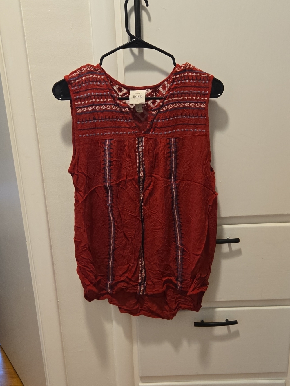 Knox Rose Sleeveless Embroidered Rust-Red Tank